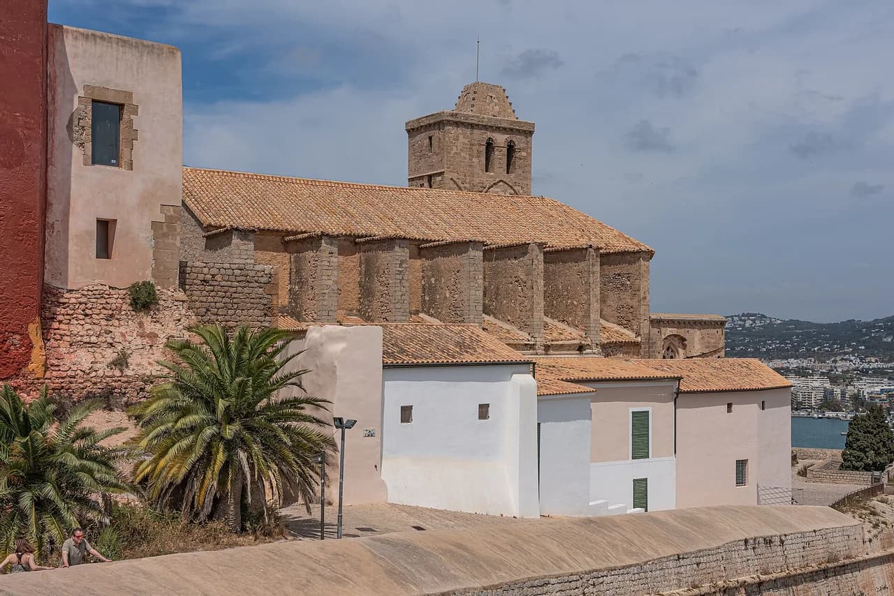 Ibiza, Baleaarit — matkakohde