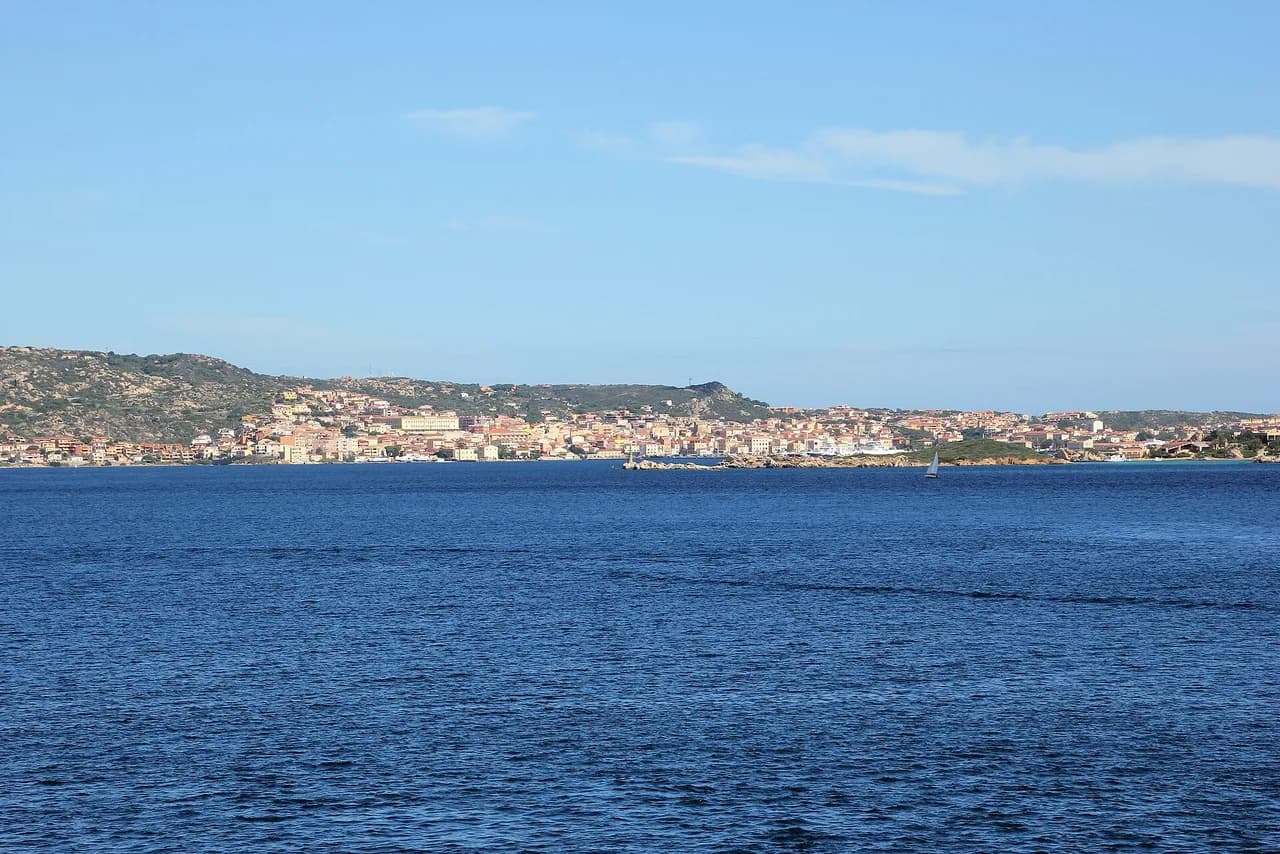 Sardinia, Välimeri — matkakohde
