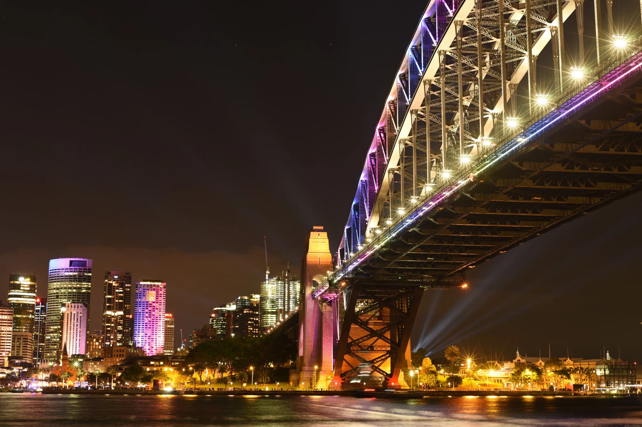 Sydneyn satama ja Oopperatalo