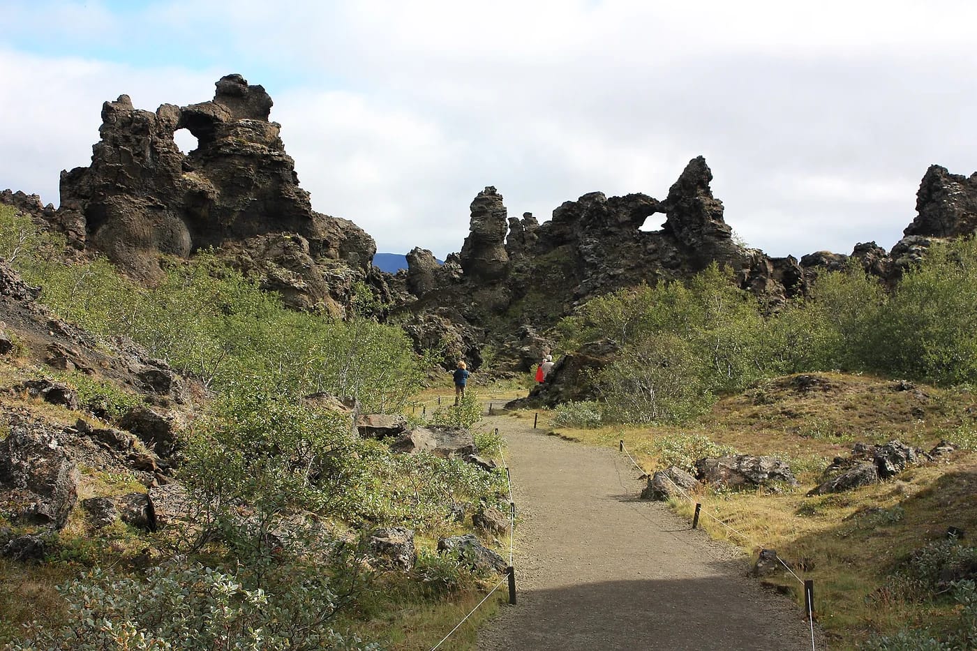 Dimmuborgirin laavamuodostelmat