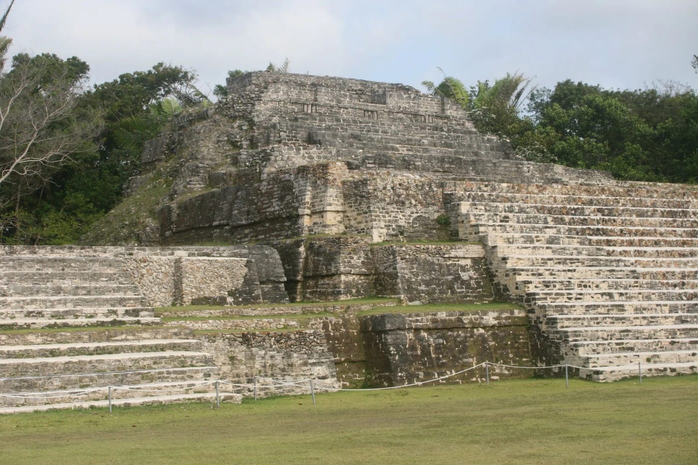 Lamanain jaguaaritemppeli Belizessä