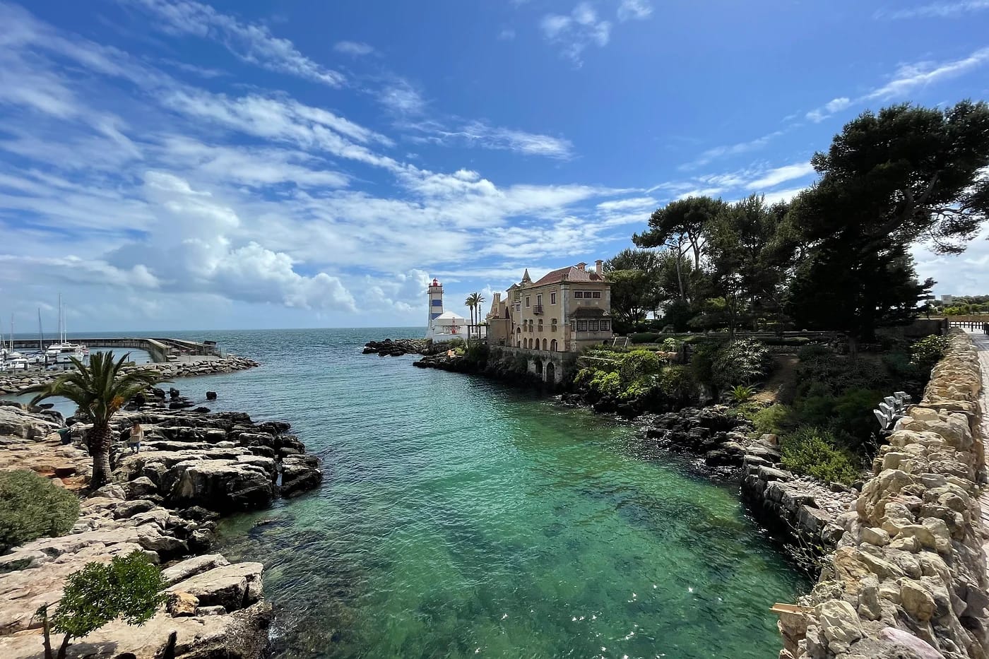 Santa Martan majakka Cascaisin rannikolla