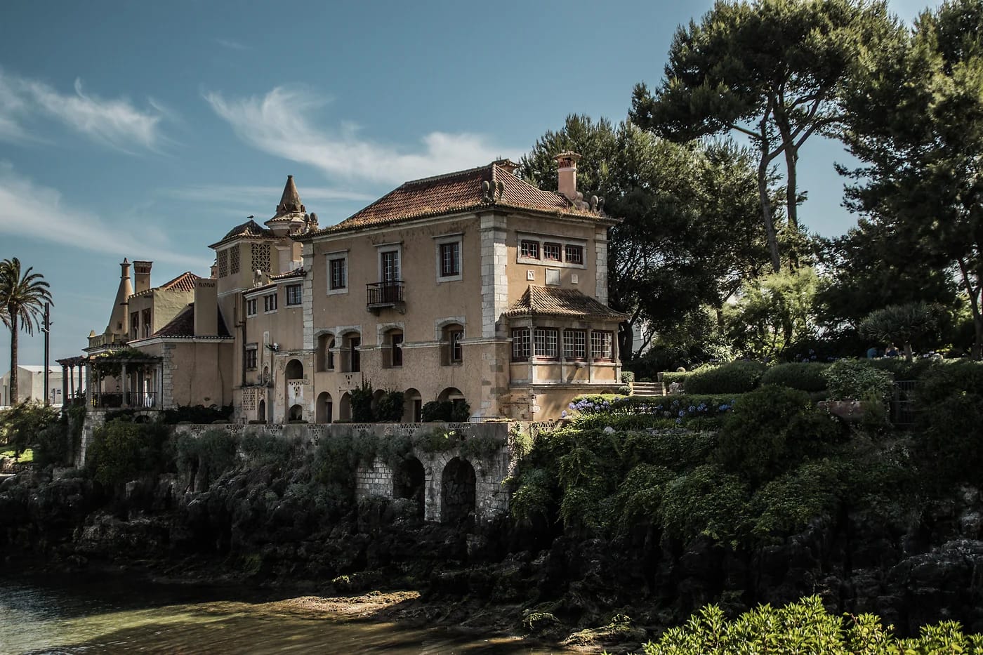 Casa de Santa Maria meren äärellä Cascaisissa