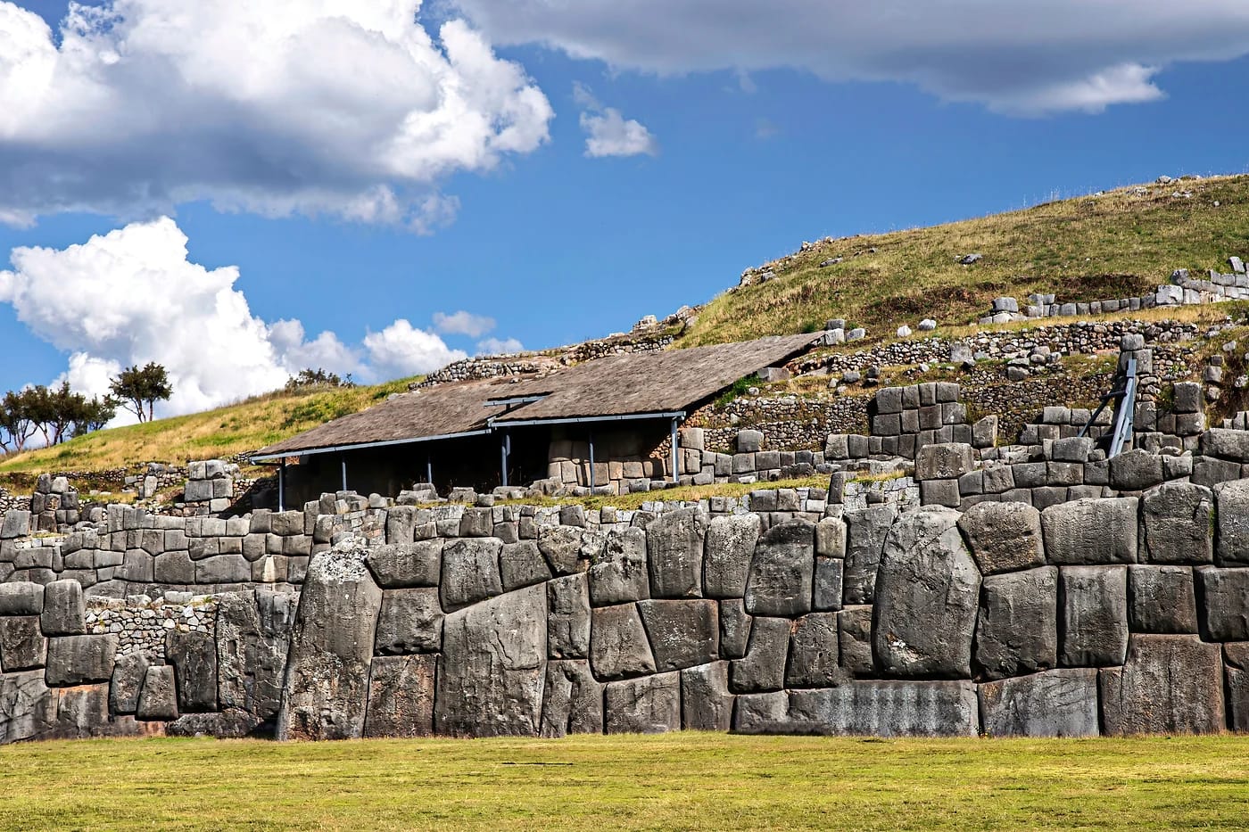 Sacsayhuamánin kivimuurit
