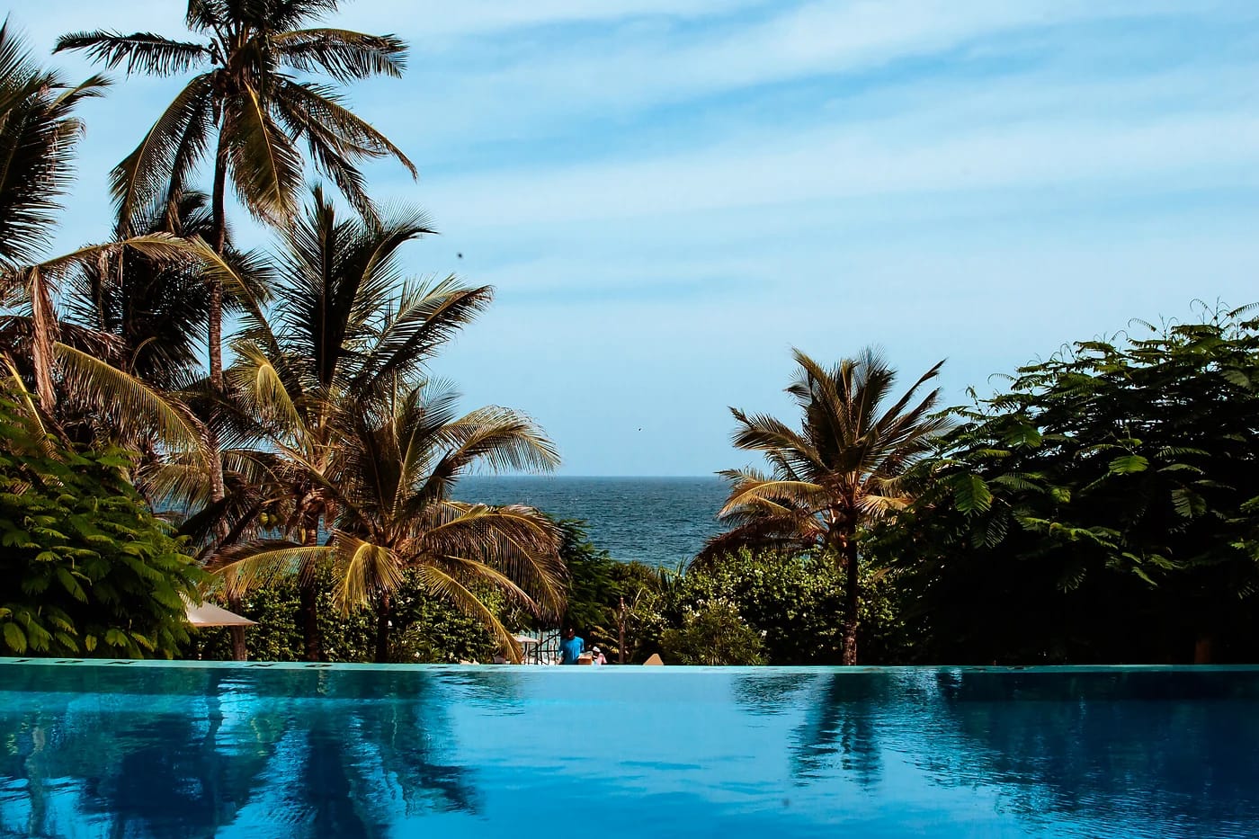 Trooppinen rantaresortti palmuineen Dianilla