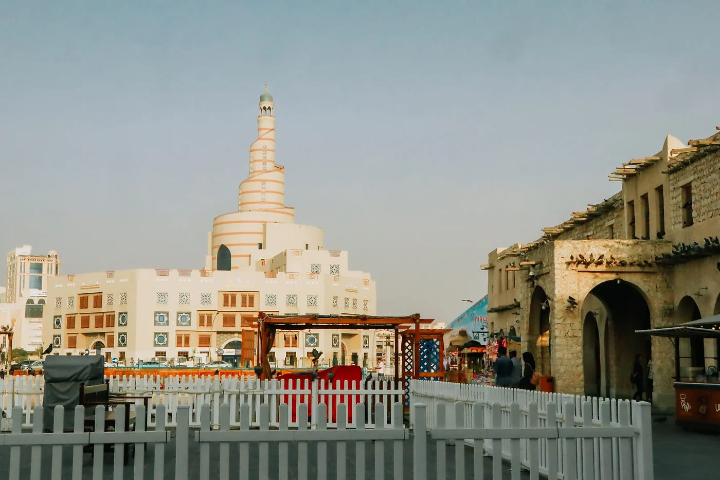 Souq Waqif ja spiraalimoskeija Dohassa