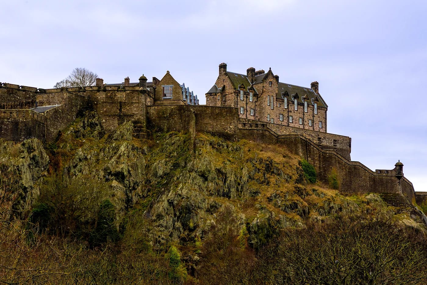 Edinburghin linna kalliolla