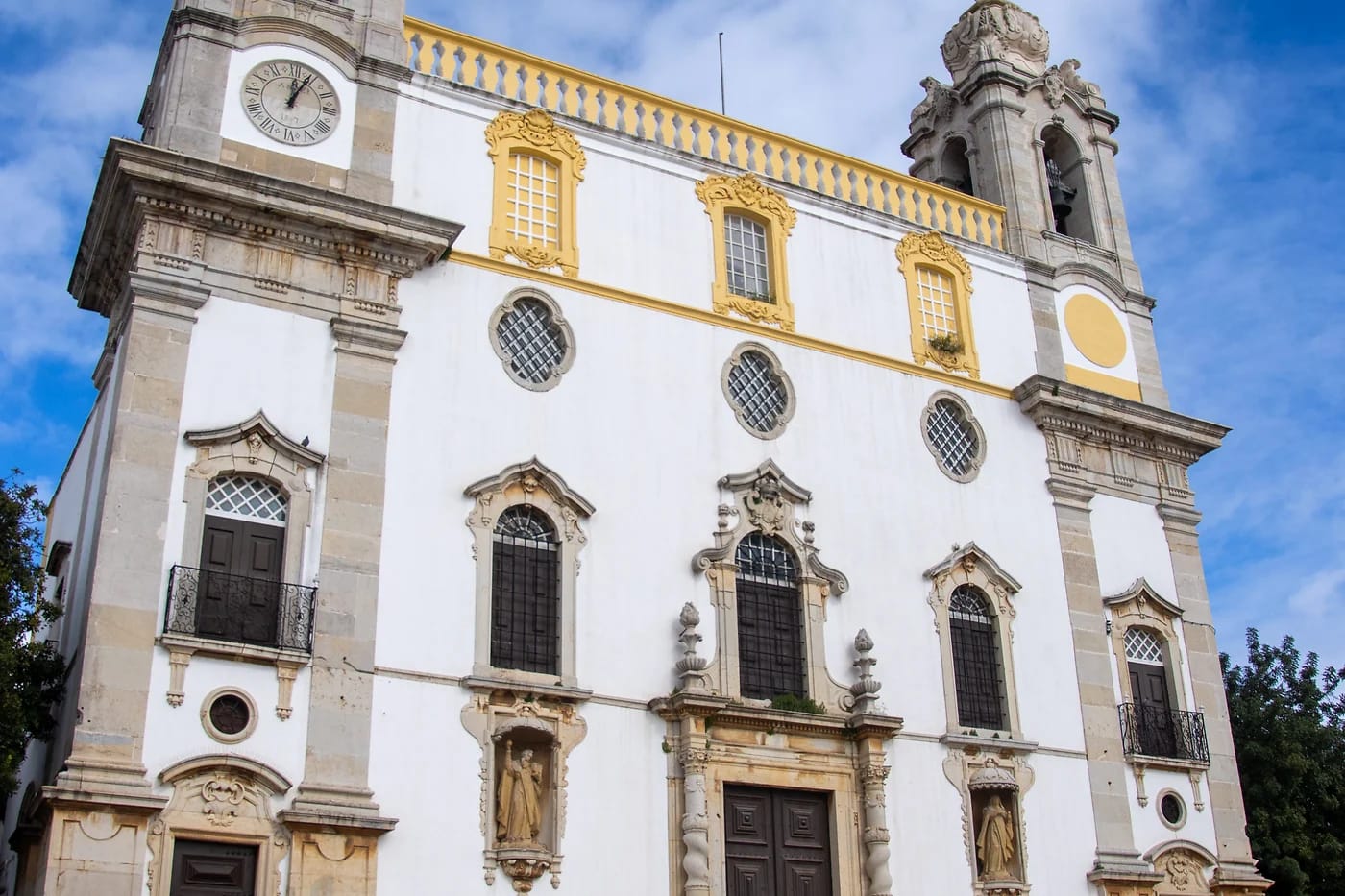 Igreja do Carmon julkisivu Farossa