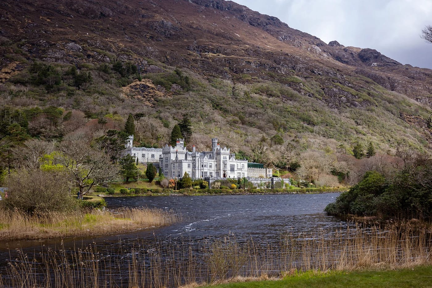 Kylemore Abbey Connemarassa