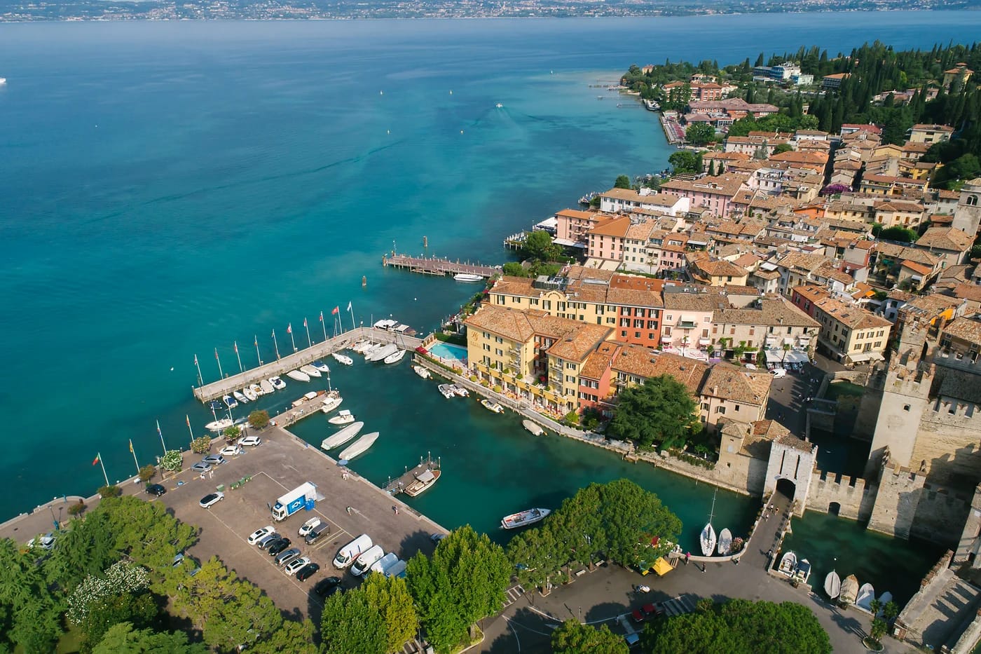 Sirmione ja Gardajärvi ilmasta