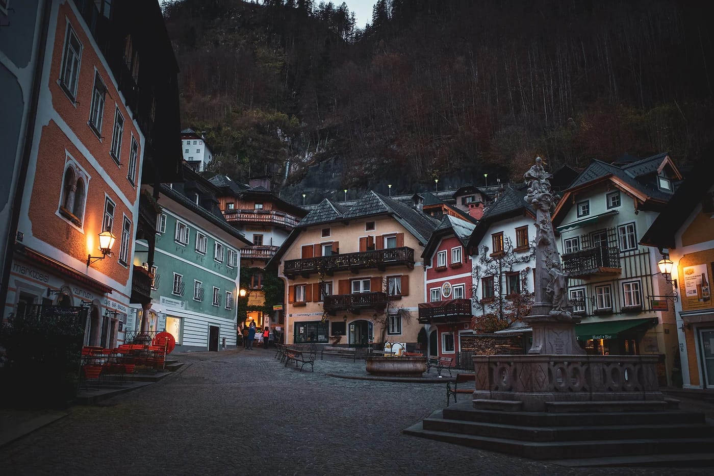 Marktplatz illalla