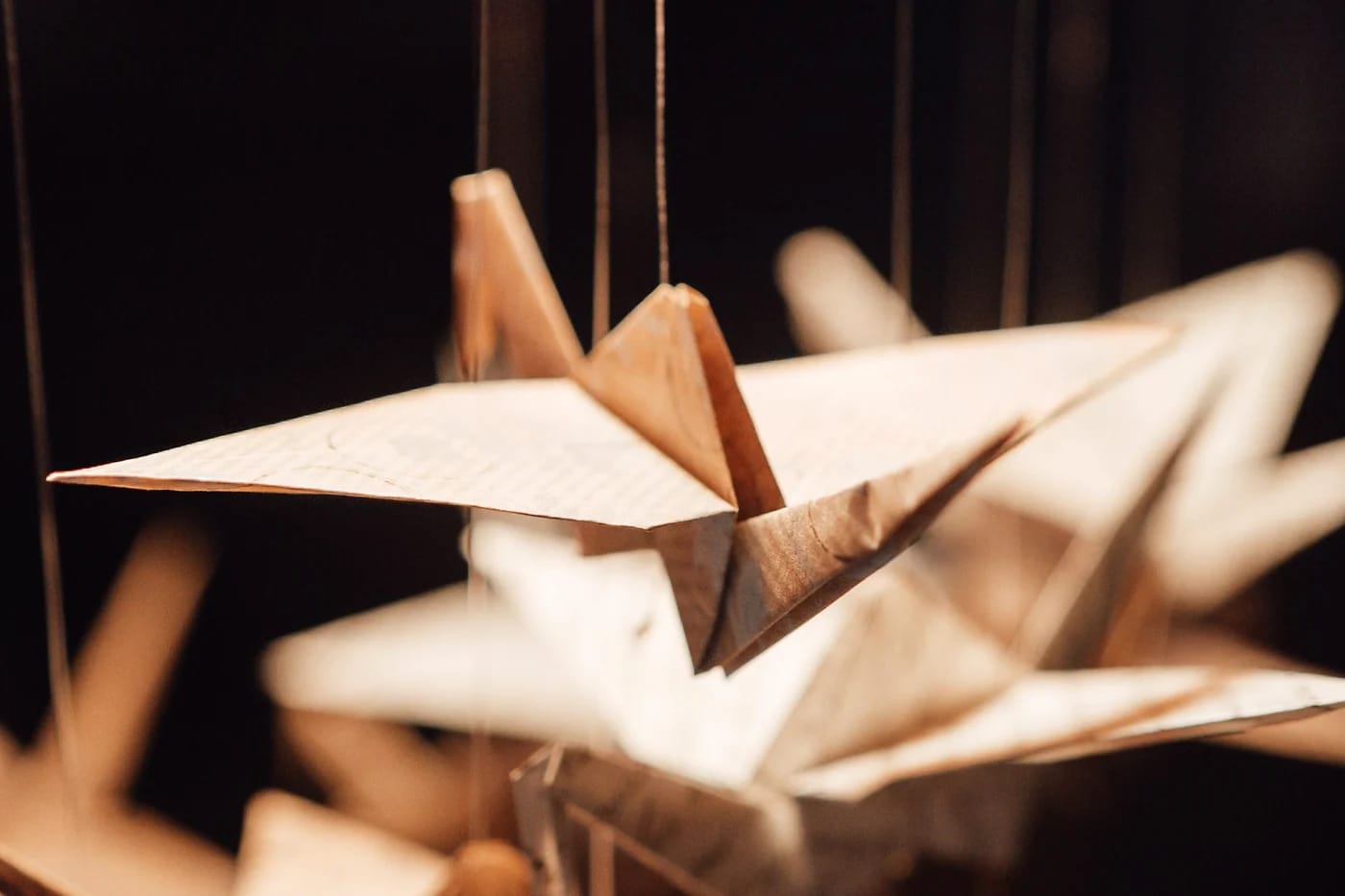 Origamikurkia Hiroshiman rauhan symbolina