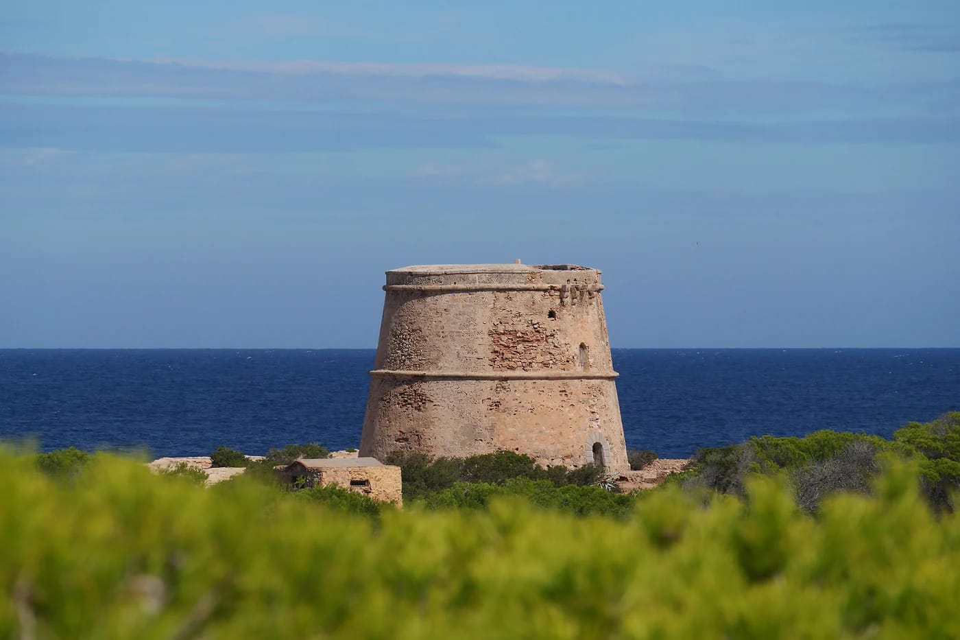 Torre d'en Rovira -vartiotorni rannikolla