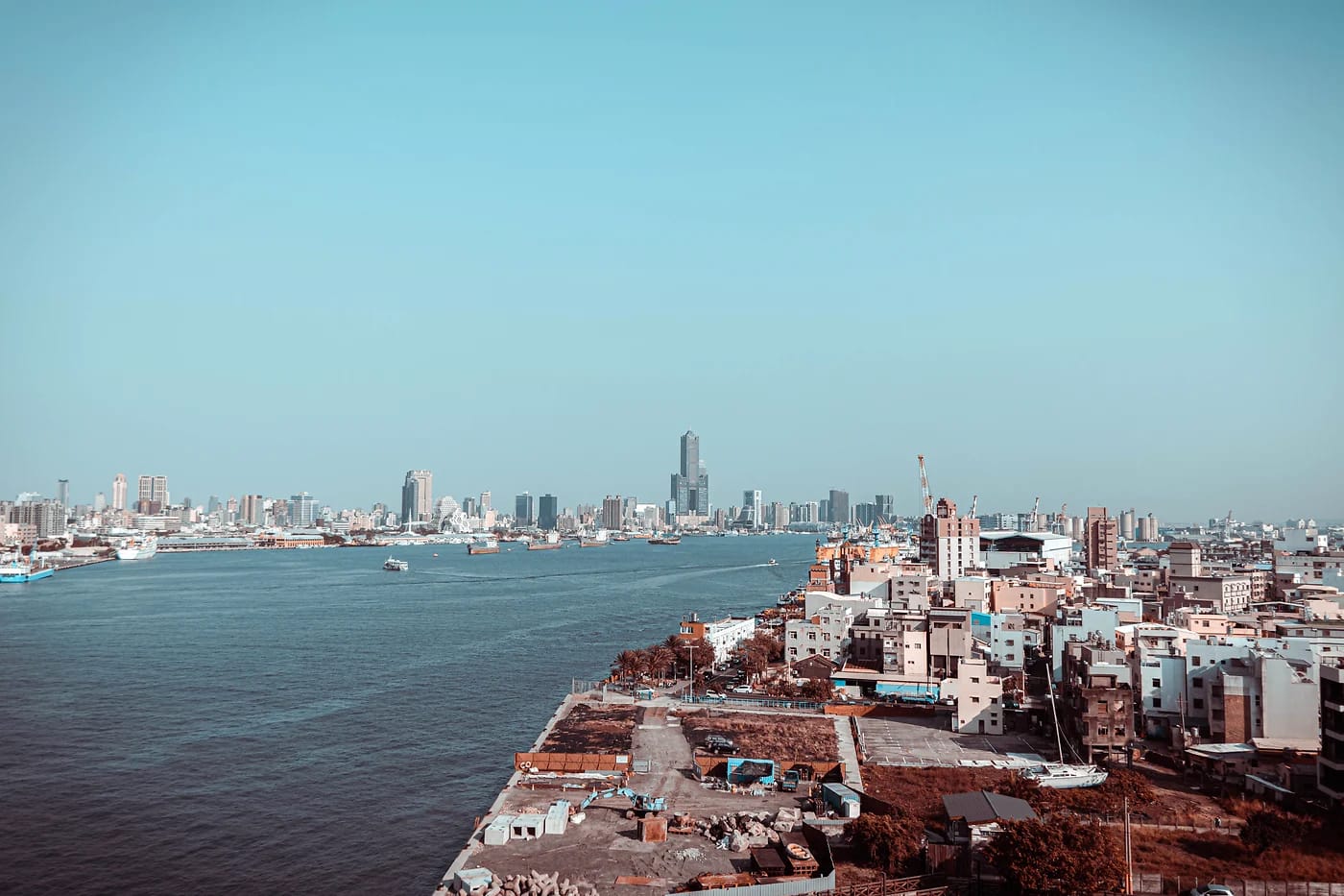 Kaohsiung meren äärellä