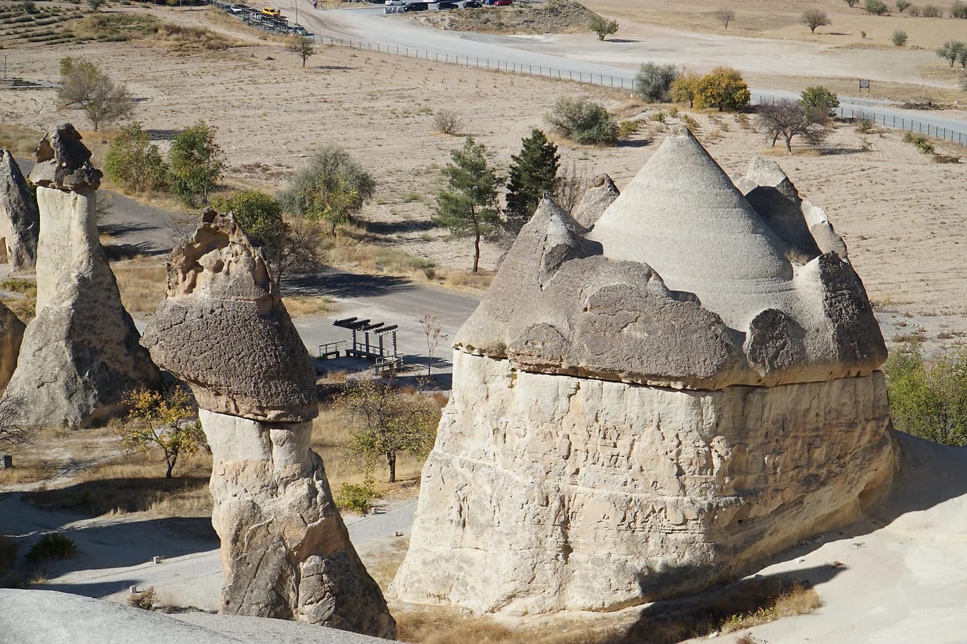 Keijujen savupiiput Paşabağın laaksossa