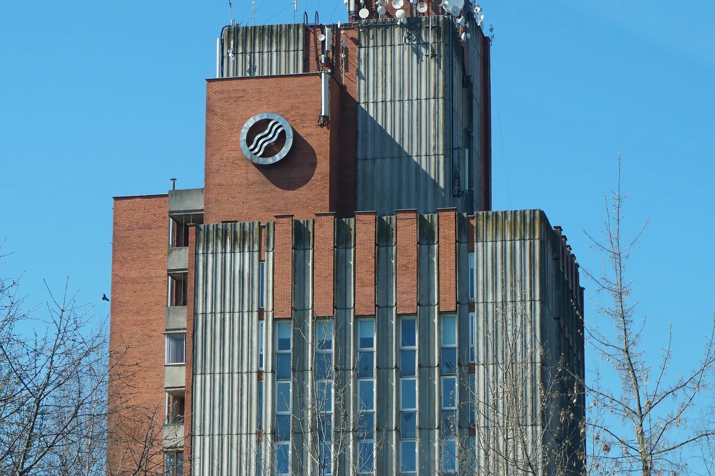 Modernistinen rakennus