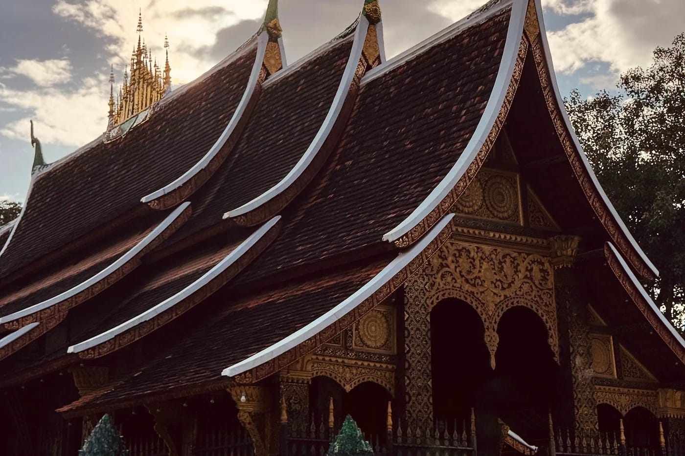 Wat Xieng Thong auringonlaskussa
