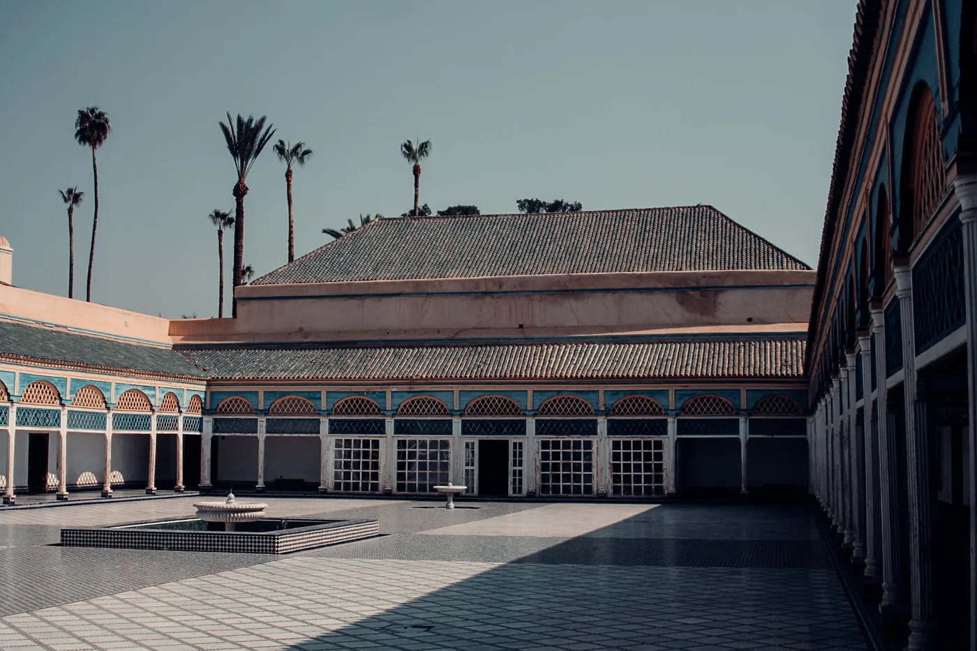 Bahian palatsin sisäpiha Marrakechissa