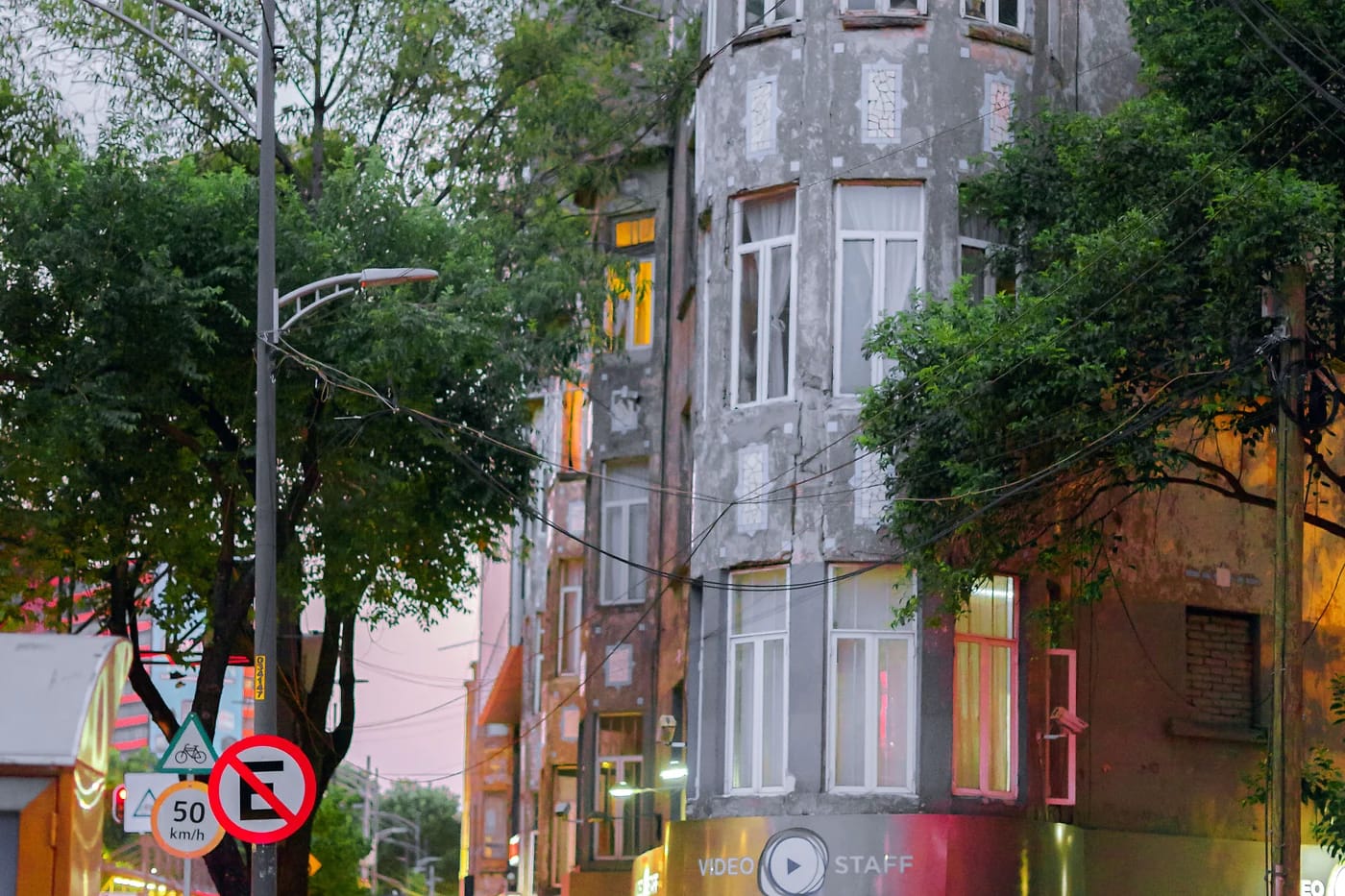 Katunäkymä Mexico Cityn keskustassa