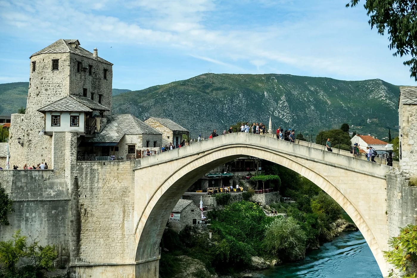Stari Most ja Halebija-torni