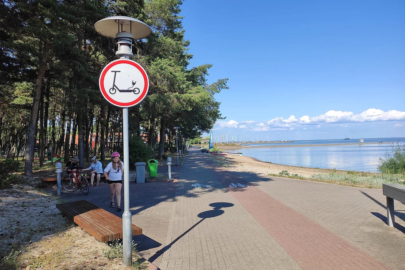 Kuurinlahden rantapromenadi