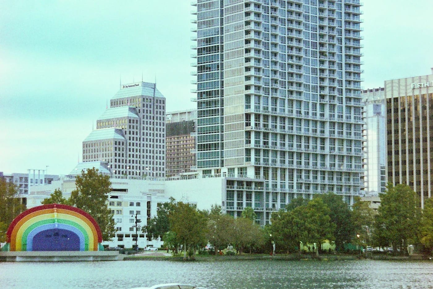 Lake Eola ja Orlandon keskusta