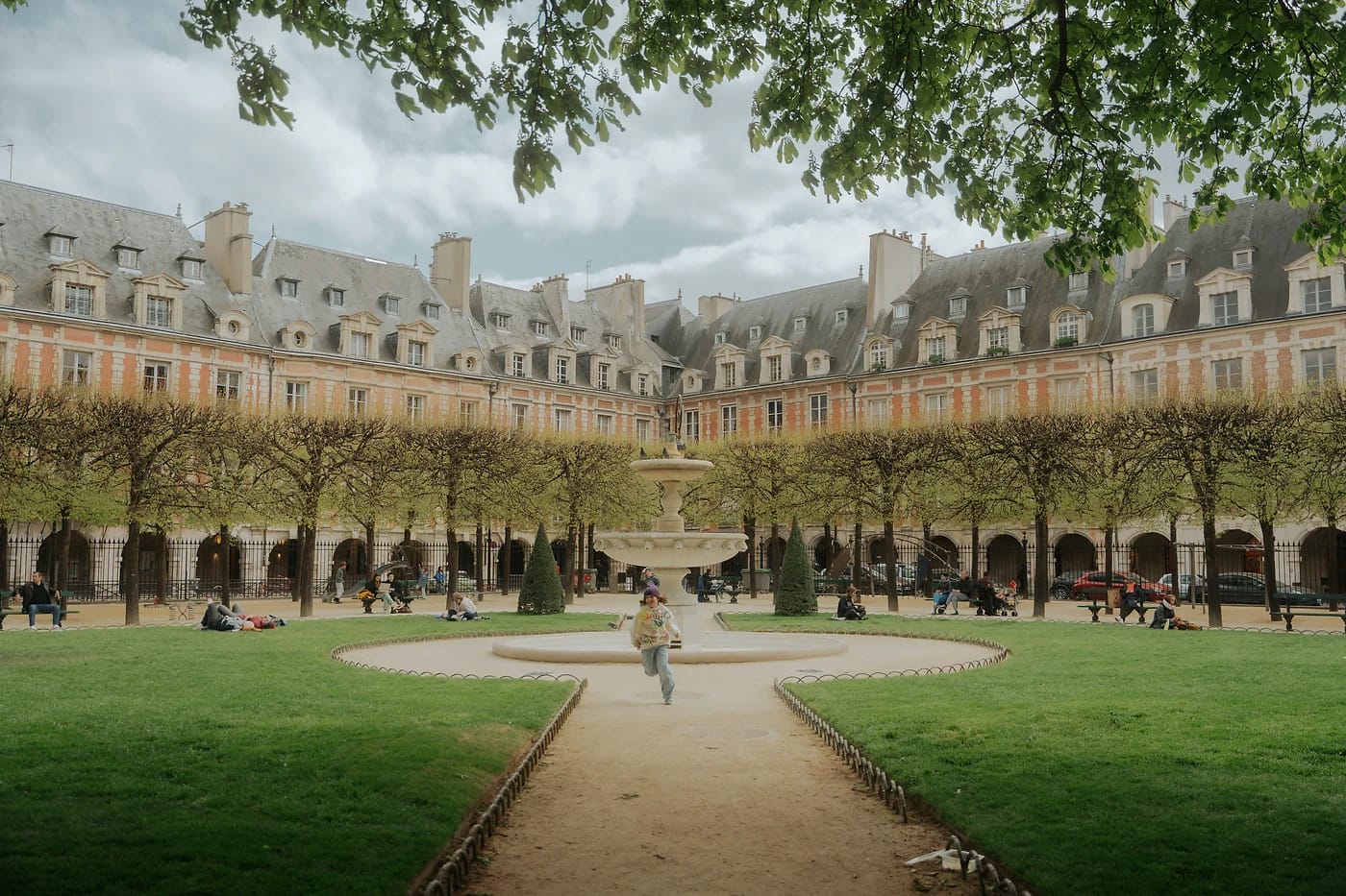 Place des Vosges Le Marais'ssa