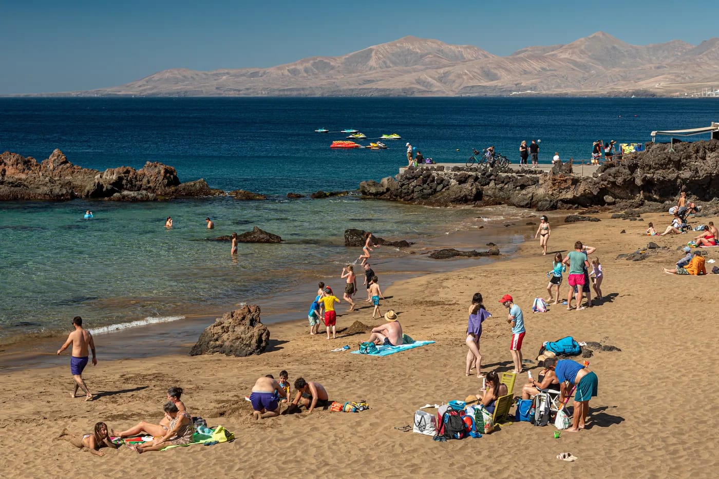 Vilkas Playa Chica turkoosine vesineen