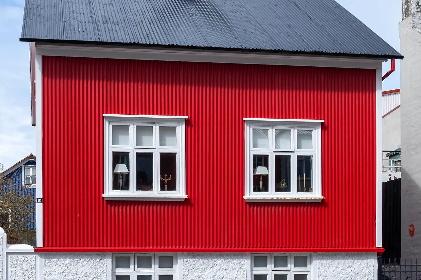Punainen talo Reykjavíkissa