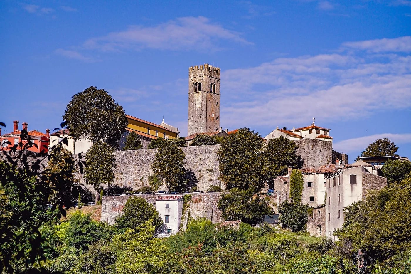 Istrian kukkulakaupunki Motovun