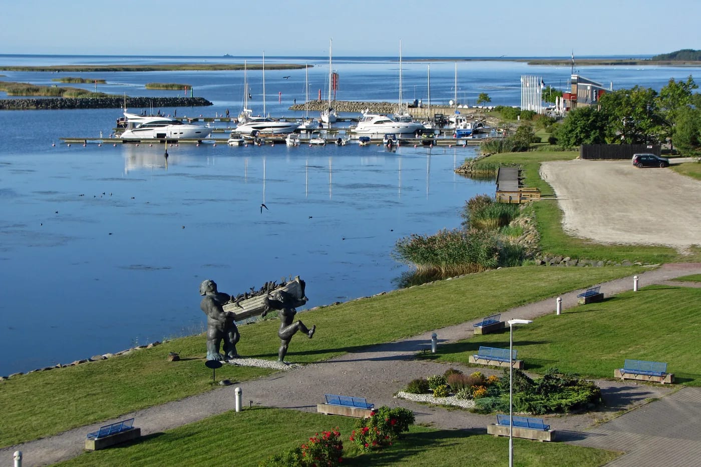 Kuressaaren venesatama ja puisto