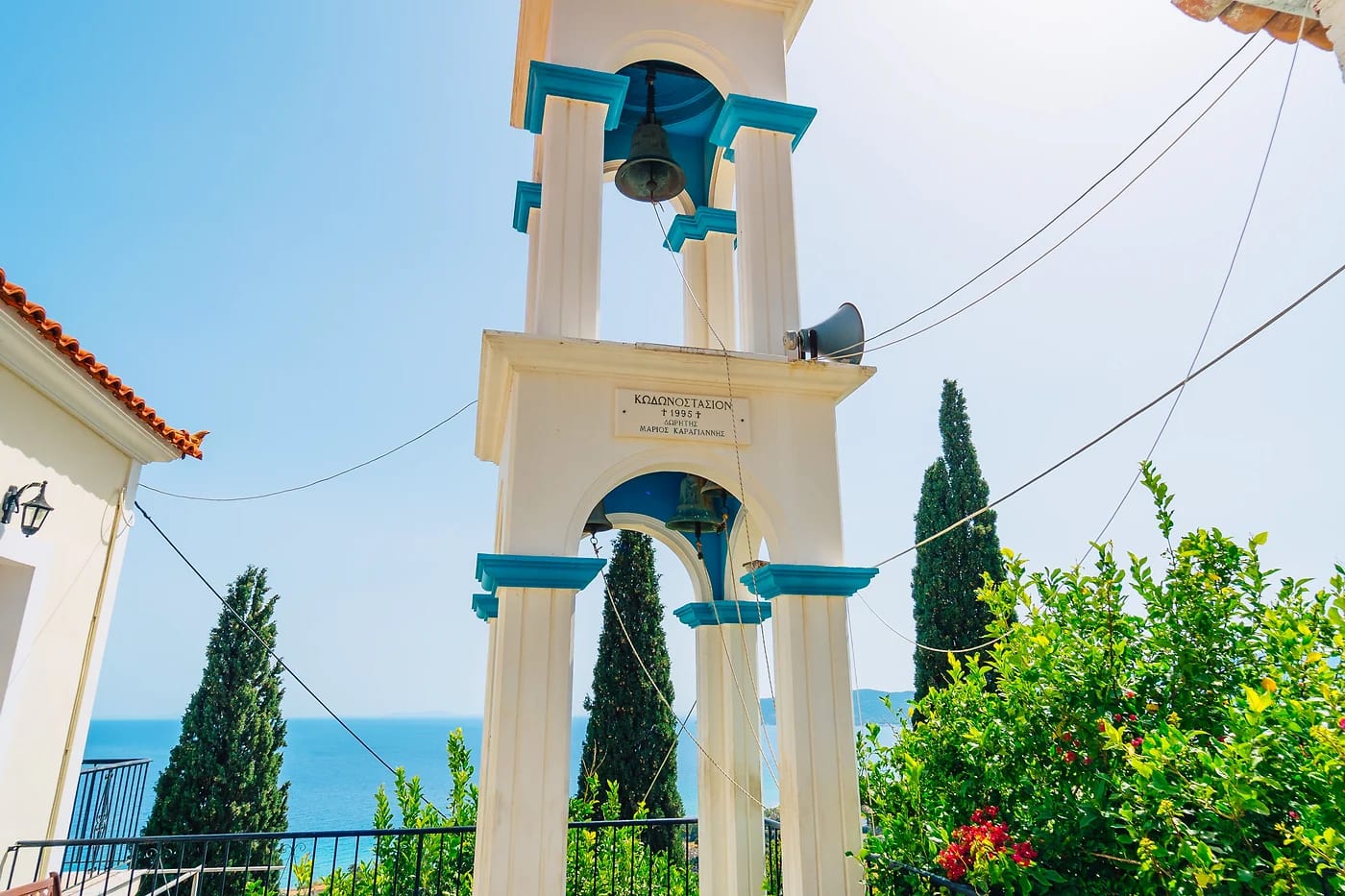 Panagia Spilianin luostarin kellotorni Samoksella