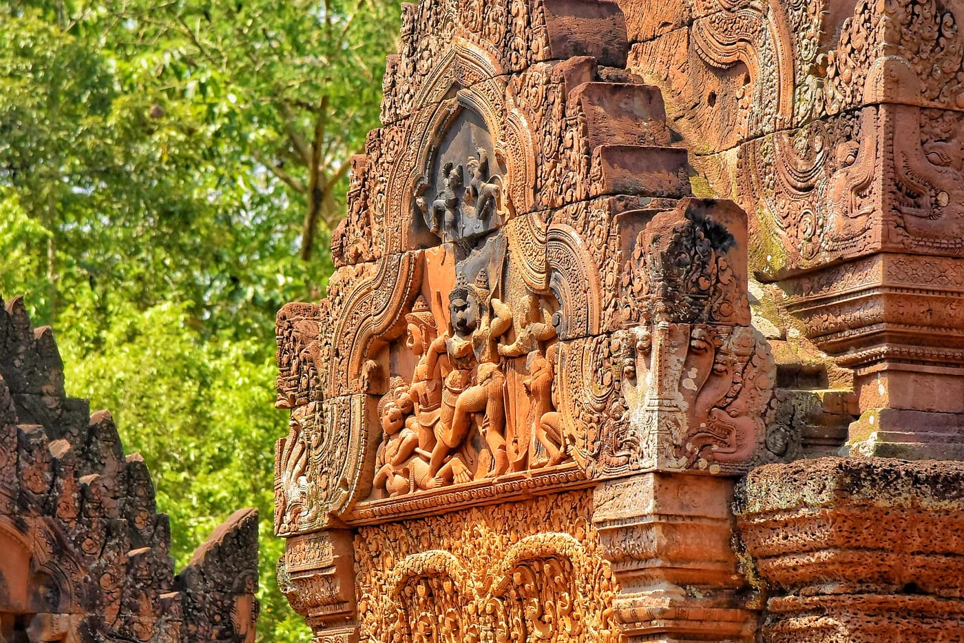 Banteay Srein hienot kivikaiverrukset