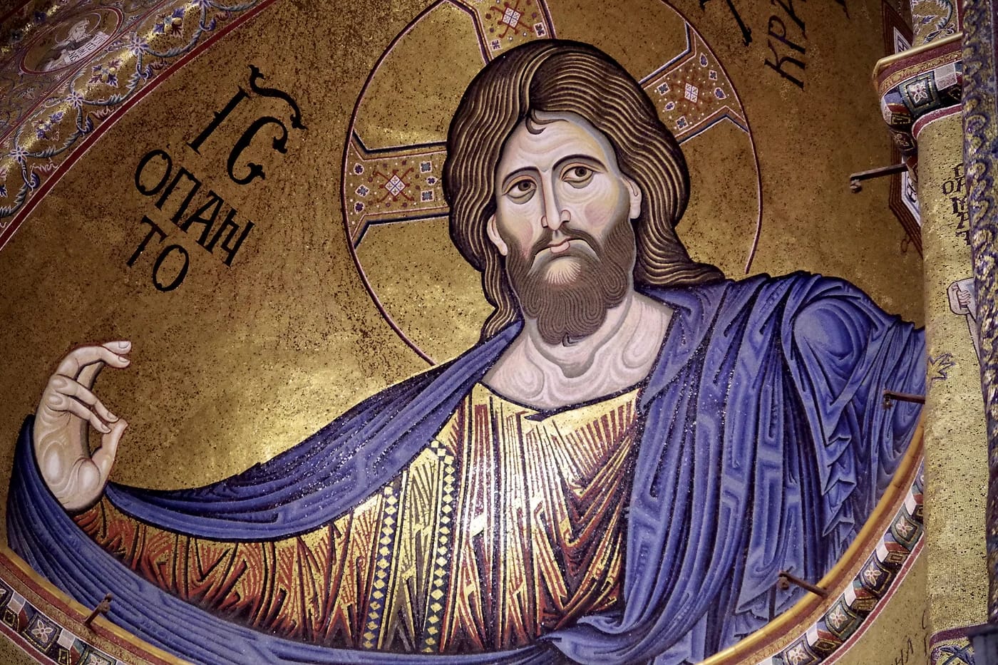 Kristus Pantokrator -kultamosaiikki Monrealen katedraalissa