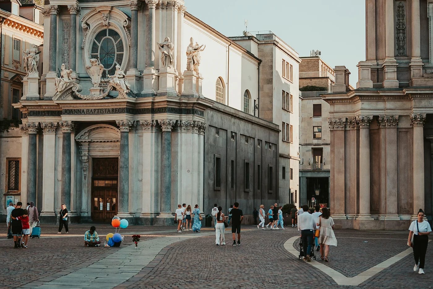Piazza San Carlon barokkikirkot Torinossa