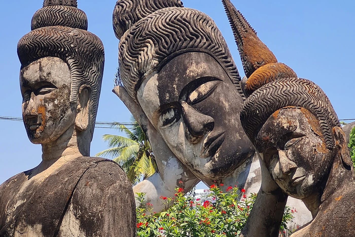 Muinaisia Buddha-patsaita
