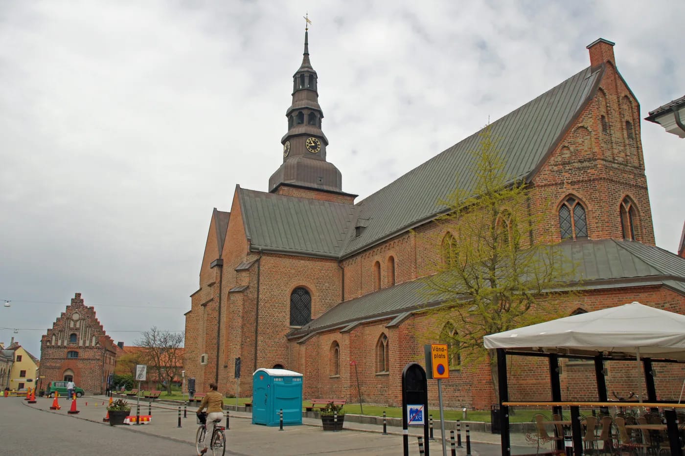 Ystadin vanhaakaupunkia ja rannikkoa
