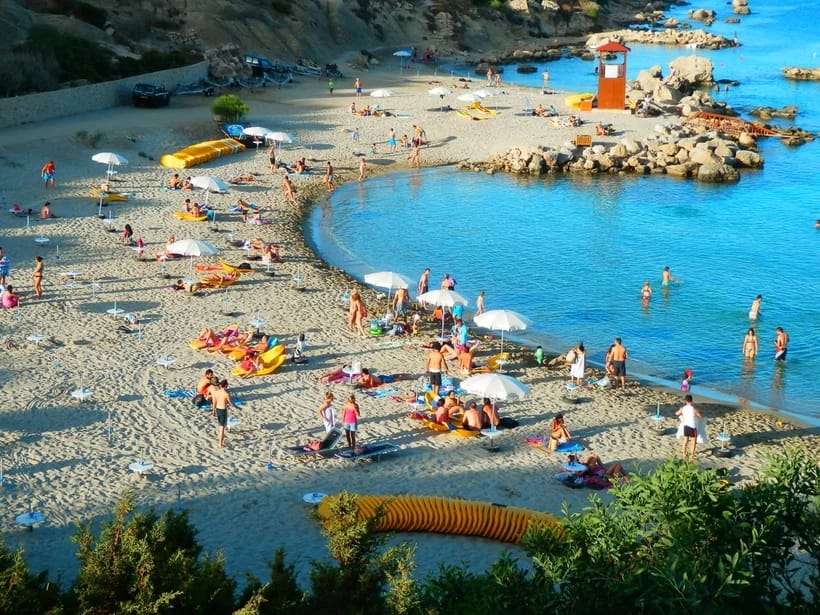 Ayia Napan rannat