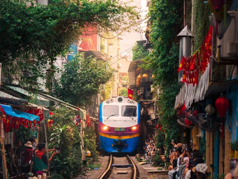 Junakatu (Train Street)