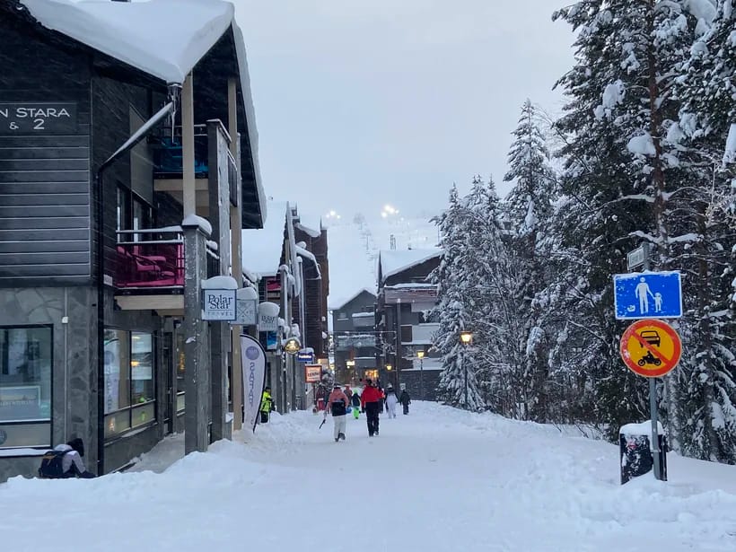 Kylän kävelykeskusta