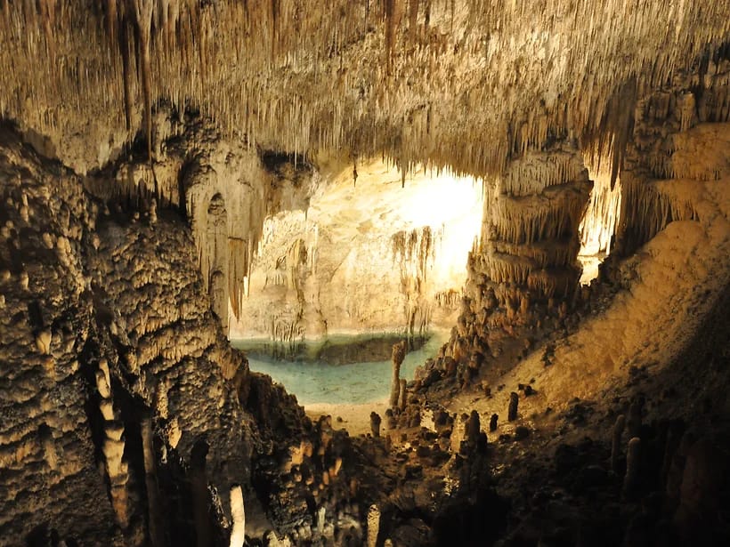 Cuevas del Drach