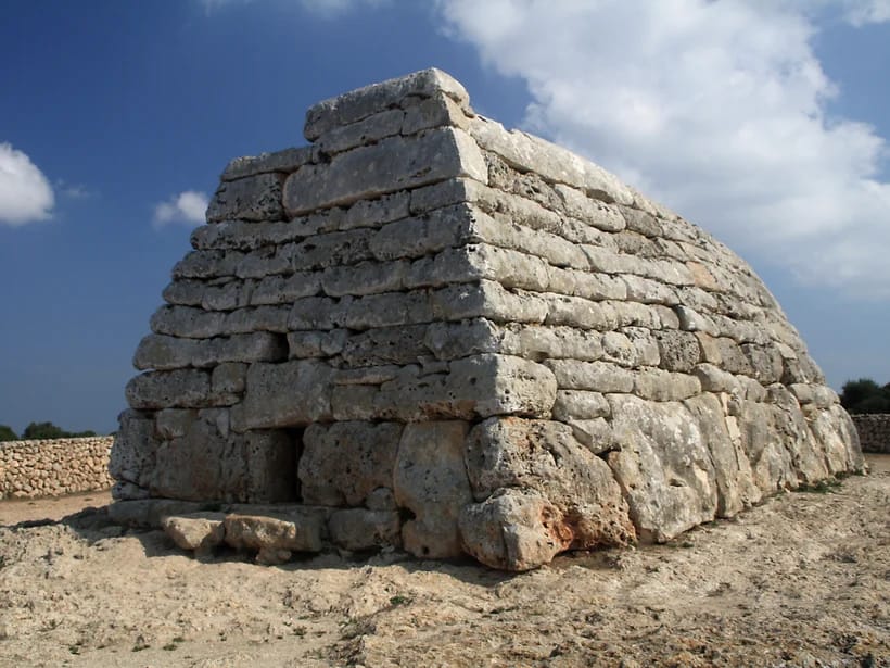 Naveta des Tudons