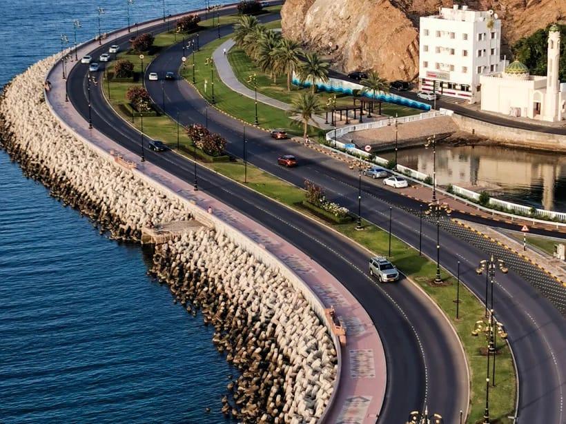 Muttrahin Corniche & basaari