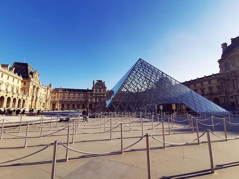 Louvre