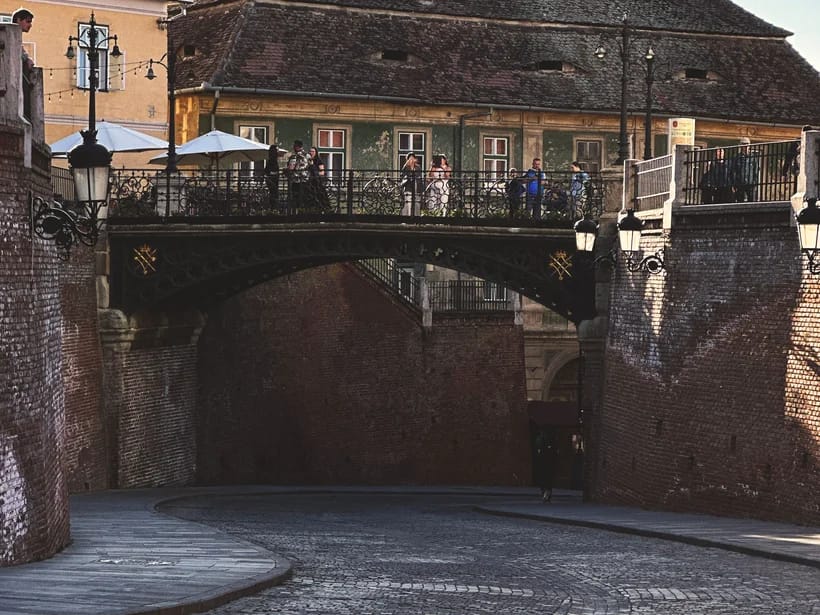 Valheiden silta