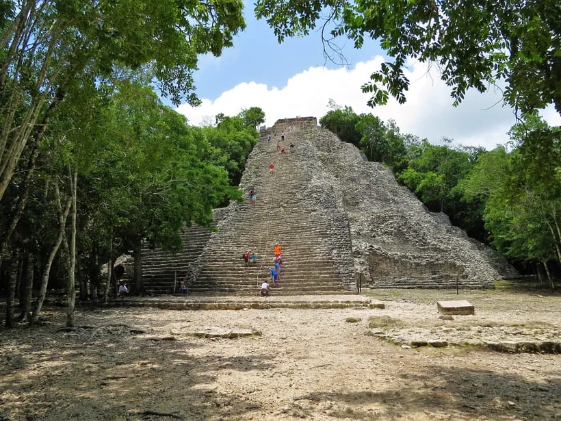 Cobá