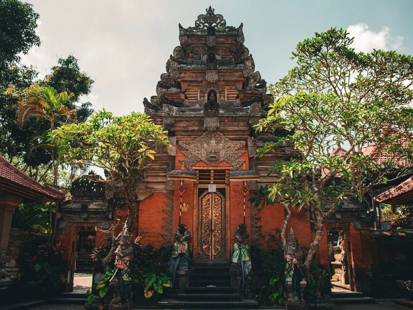 Puri Saren