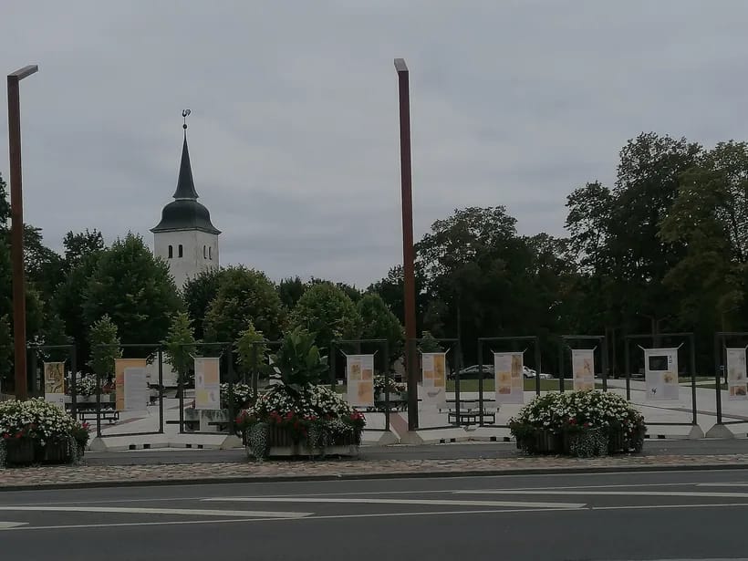 Vanhakaupunki ja Laidoneri aukio