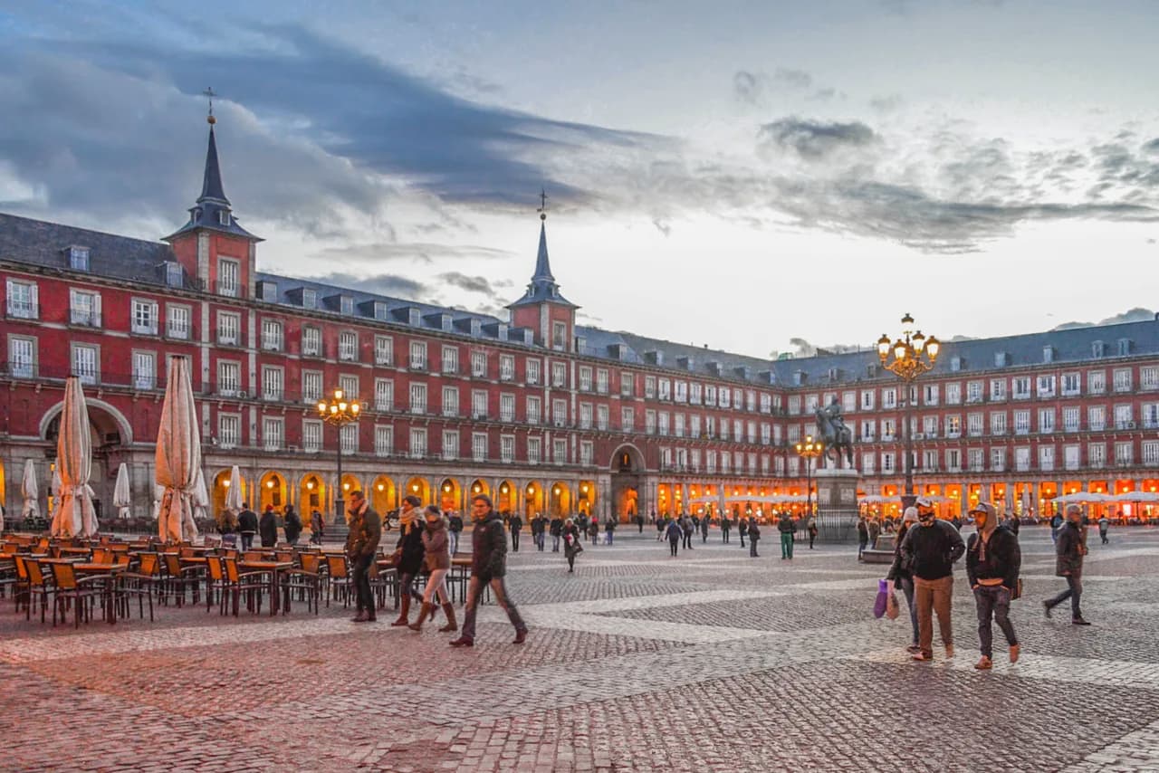 Madrid, Keski-Espanja — matkakohde