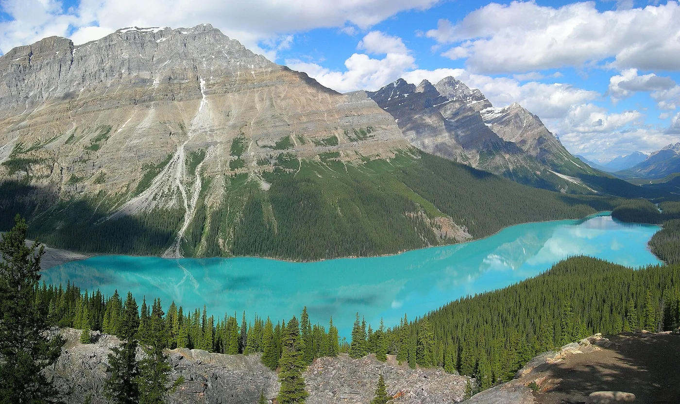 Peyto-järven turkoosi